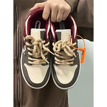 臟粉色真的百搭！這雙板鞋也太好看了~鞋子女美式復古小眾原創鞋