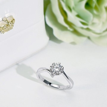 心之所向 經典六爪莫桑石純銀鑽戒