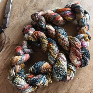 lufi~手染線 美麗諾羊毛線 襪線 50g