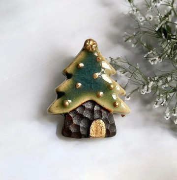 陶瓷胸針 聖誕樹小屋
