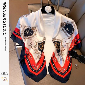 新款氣質花朵大方巾女士百搭小絲巾裝飾圍脖春夏季中年人薄款披肩