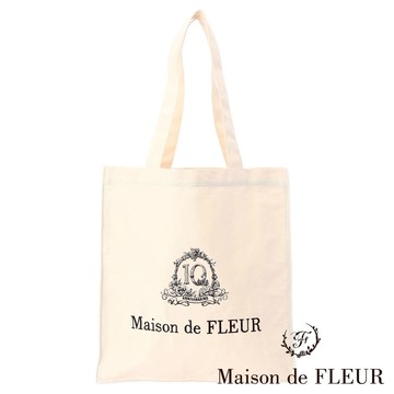 Maison de FLEUR 【WEB限定】10週年系列LOGO刺繡方形帆布袋(8S33F0J1800)