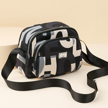 女士尼龍斜背包側背包 2025新款韓版時尚百搭單肩包女尼龍布斜挎包女休閑小包大容量包包