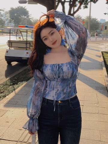 💕甜心大尺碼💕L-4XL大尺碼胖mm春季法式高級甜美修身遮肚子顯瘦顯白心機蓮藕袖上衣