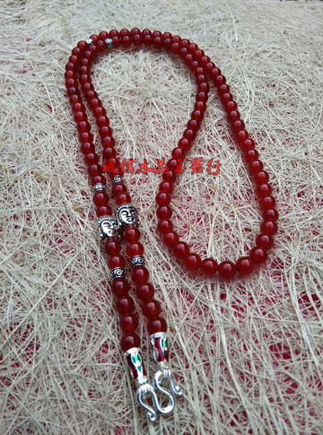 天然紅瑪瑙佛牌鏈子水晶掛鏈吊鏈項鏈女飾品毛衣鏈短款時尚款1入