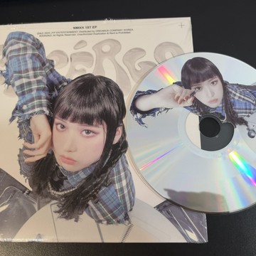 ⭐韩国代购正版预售⭐【】nmixx lmlt d版 普版未拆 裸专+小卡