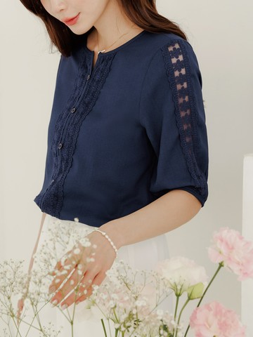 微透膚雪紡蕾絲排釦七分袖上衣