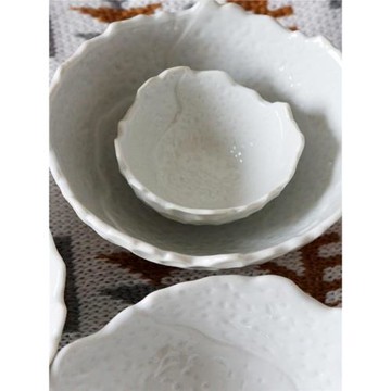 高溫日系陶瓷浮雕花朵壽司米飯碗盤釉下彩家用小碗精致好看的創意