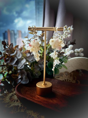 花卉元素粉色長耳環