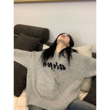 已售9642件💖赤道少女 灰色針織毛衣   毛衣女 秋冬 長袖上衣 ins 風衣服 休閒百搭 寬鬆顯瘦 oversiz