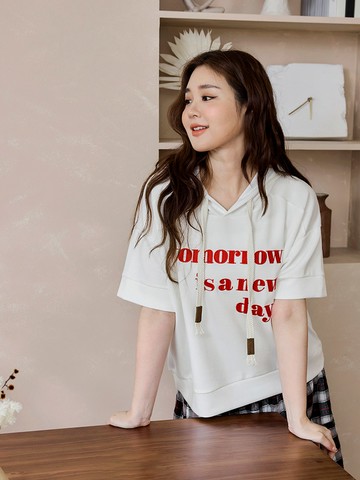 太空棉標語刺繡抽繩寬鬆連帽上衣