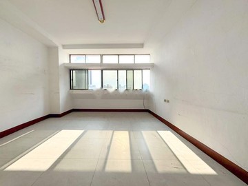 中央公園R9｜正市中心超值入住 高採光明亮大三房｜高雄市前金區五福三路