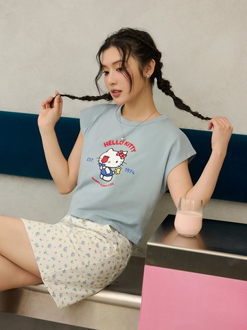 KITTY 花FUN．全彩印花無袖短版背心