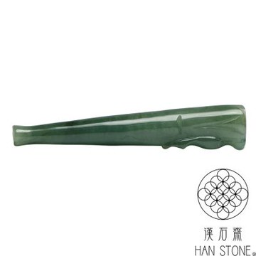 【漢石齋】天然翡翠A貨 龍抬頭翠玉煙斗 冰糯種飄花(13*16*86mm)