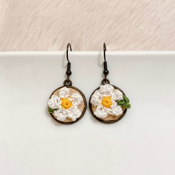 【蛋黃花2】手工編織耳環 不鏽鋼彈簧耳鉤 *生日 交換禮物*
