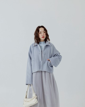 質感毛呢排釦短版外套-藍