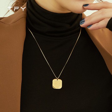 鈦鋼項鏈女潮網紅氣質歐美毛衣鏈長款年新款百搭簡約字母吊墜