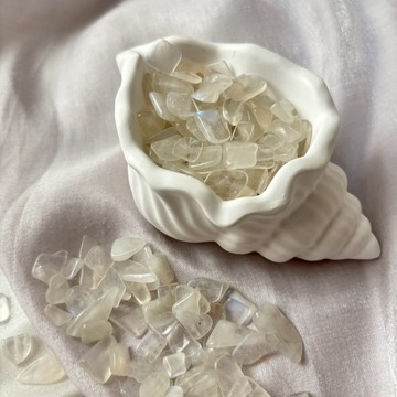 🌙 天然水晶 藍月光碎石 7-9mm 水晶碎石 碎石100g 療癒 安神 助眠 靜心冥想 能量淨化