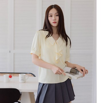 【初夏新品】HS 荷葉V領珍珠上衣 黃色