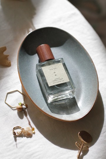 純手捏淡綠色陶瓷小盤/點心盤/飾品盤/燭台