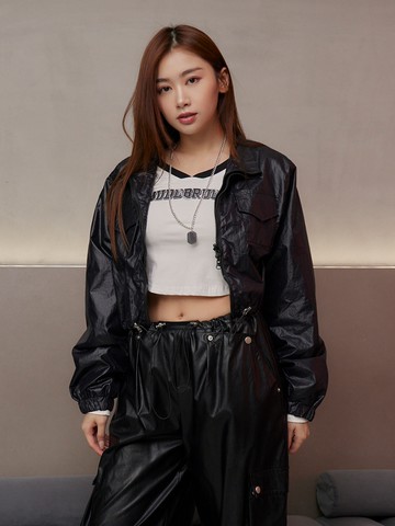 光澤感拉鍊風潮外套