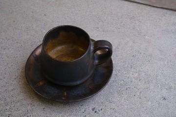 【一冬人】銅金黃黑曜把手杯盤組- 陶器 陶杯 酒杯 咖啡杯 茶