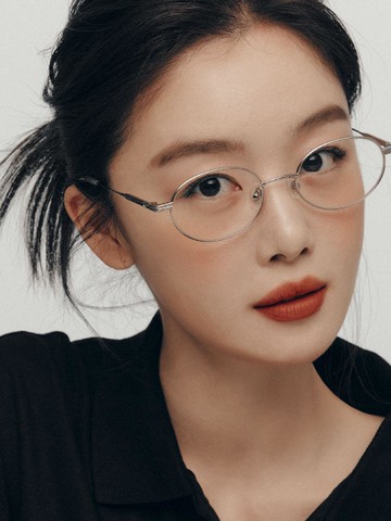 Oval Titanium Lightweight Eyewear