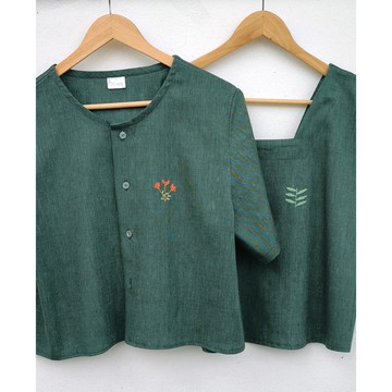 刺繡 | 棉 | 圓領衫 深綠色