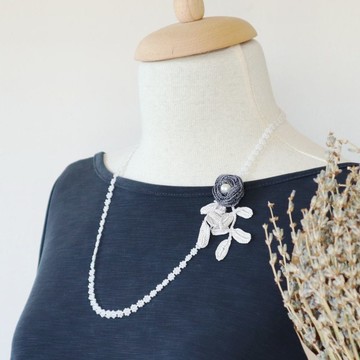 蕾絲編織項鍊【Rose Pearl】銀灰色