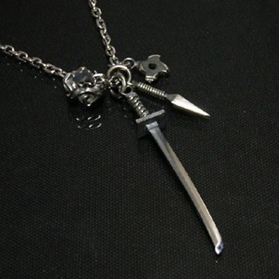 クナイ 手裏剣 刀 シルバーペンダントトップ ペンダントヘッド チェーンなし 忍 Shinobi メンズ ネックレストップ ブランド 通販 Lineポイント最大get Lineショッピング
