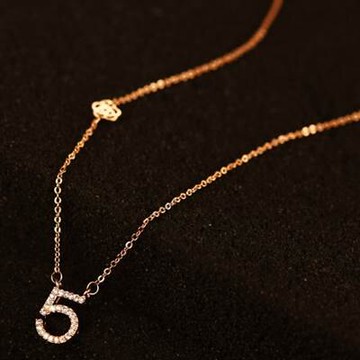 現貨+預購 玫瑰金項鍊鑲鑽吊墜-經典簡約閃亮數字女飾品七夕情人節生日聖誕節交換禮物73bw25【獨家進口】【米蘭精品】