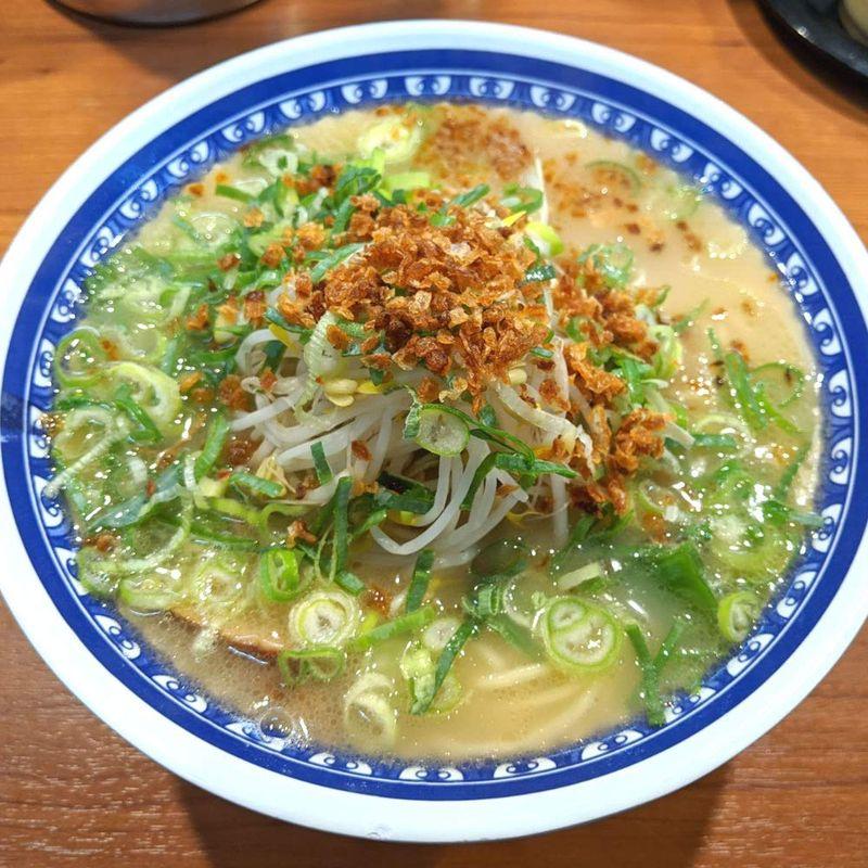 ラーメン くろいわラーメン 豚骨ラーメン 4食 半なま麺 お取り寄せ 鹿児島ラーメン ご当地ラーメン