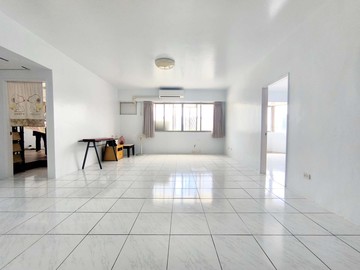 高雄市鼓山區｜稀有樹海景觀宅3房2廳2衛｜高雄市鼓山區葆禎路