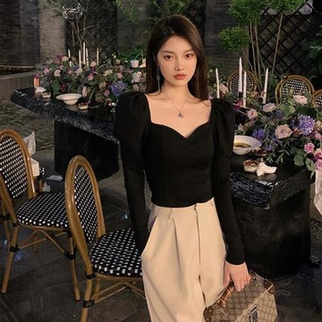 方領打底衫女秋冬季高級感西裝內搭洋氣泡泡袖法式鎖骨氛圍感上衣