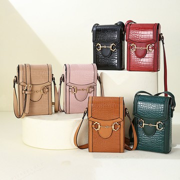 【Sp house】歐美鱷魚紋皮革馬銜扣女士側肩斜背手機包(5色可選)