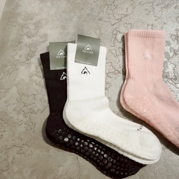 The CAVE/惟諾之角 - 瑜珈防滑襪 (三色) - 白色