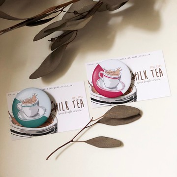 香港特色 奶茶紅綠杯子 插畫馬口鐵胸章 胸針一個