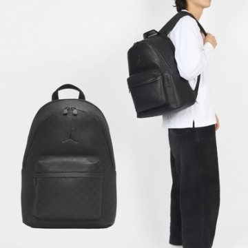 Nike 後背包 Jordan Monogram 黑 13吋 滿版印花 筆電包 雙肩包 背包 包包 JD2443026AD-001