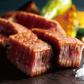 美國安格斯總統級霜降牛排~超厚切4片組(600公克/1片)