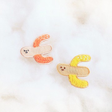 鳥 / 毛毛別針 或燙貼繡片