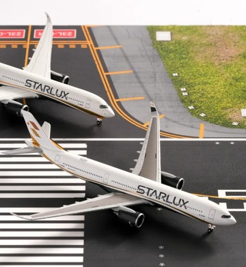 STARLUX | A330neo 1: 500 金屬飛機模型 (Herpa 監製)