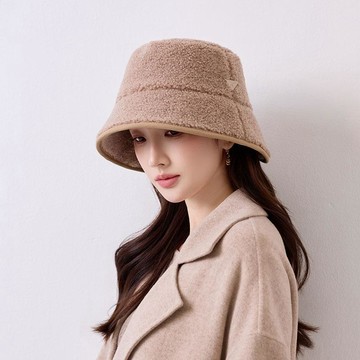 免運💯仿羊羔毛漁夫帽女秋冬季加厚保暖盆帽甜美包邊毛絨護耳顯臉小桶帽 修飾臉型仿羊絨帽 韓風百搭 秋冬季保暖帽子