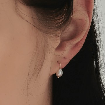 LESIS｜Little Bulbs 法式耳勾迷你巴洛克珍珠耳環