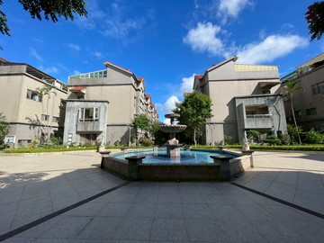 龍安生活圈『夏威夷社區』社區型邊間整棟 採光佳｜桃園市桃園區龍泉六街