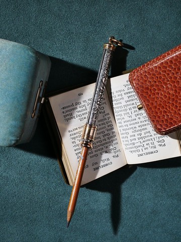 1890-1900s 法國 新藝術時期 純銀伸縮雕花鉛筆墜