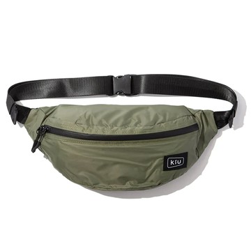 日本KIU 84906 軍綠 大容量胸腰包 防潮防潑水 (男女適用)