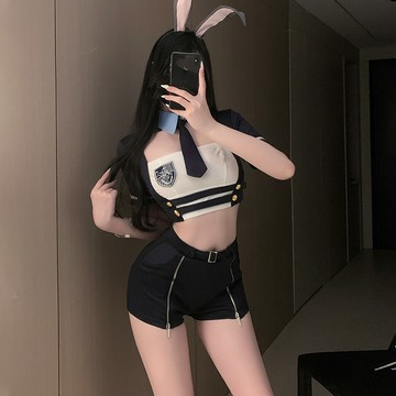 °• 𝘔𝘖𝘔𝘖𝘕𝘈 •°🫧現貨🫰兔巡女警 兔耳女警 萬聖節性感兔子警官 警察服 夜店酒吧吸睛辣妹舞台演出服681