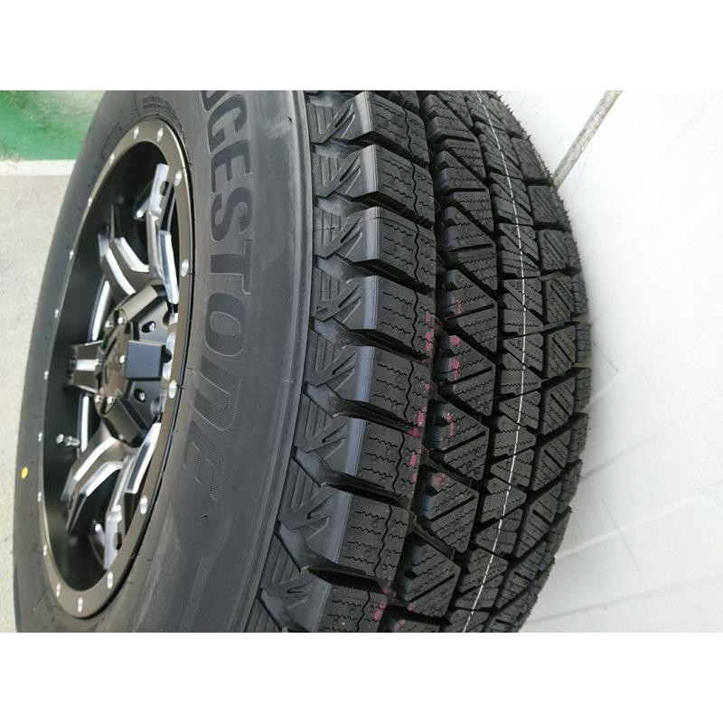 スタッドレス】 ブリヂストン ブリザック DM-V3 265/70R17 265/65R17