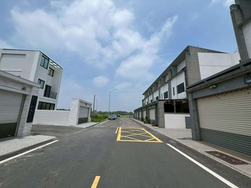 獨家專賣∣虎尾高鐵5房臨路別墅｜雲林縣虎尾鎮虎興西十二街