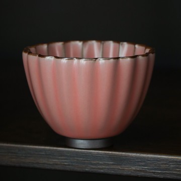 個人專用主人杯粉色茶杯手工汝窯禮盒茗杯子陶瓷官窯鐵胎花瓣茶杯